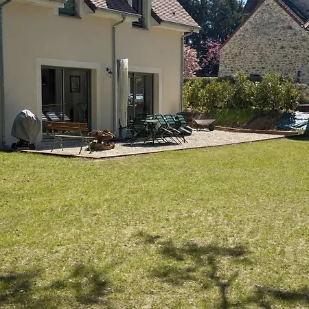 Au Coeur De La Vallee De Chevreuse *